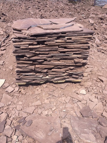 Плитняк лемезит бордовый для цоколя 1,5-2 см купить в Кабардино-Балкарской Республике