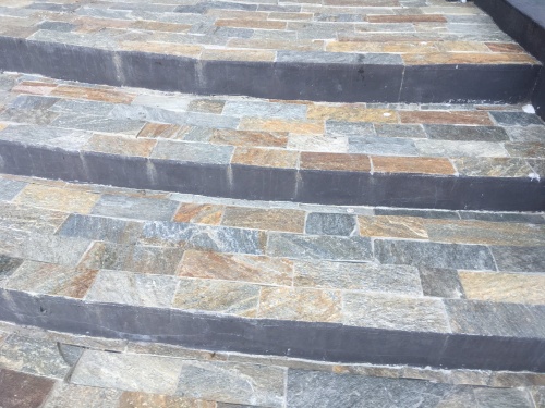 Плитка из Златолита Уральского для лестницы купить в Кабардино-Балкарской Республике