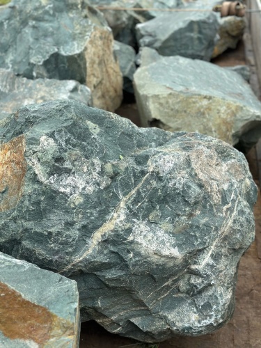 Камни для ландшафтного дизайна зелёные 10-60 килограмм купить в Кабардино-Балкарской Республике