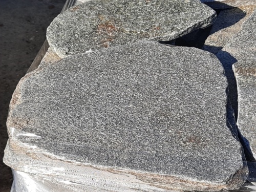 Златолит серебристый галтованный для лестниц купить в Кабардино-Балкарской Республике